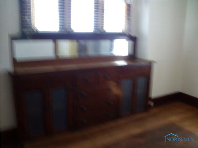 322 Dexter Street, Toledo, OH 43608