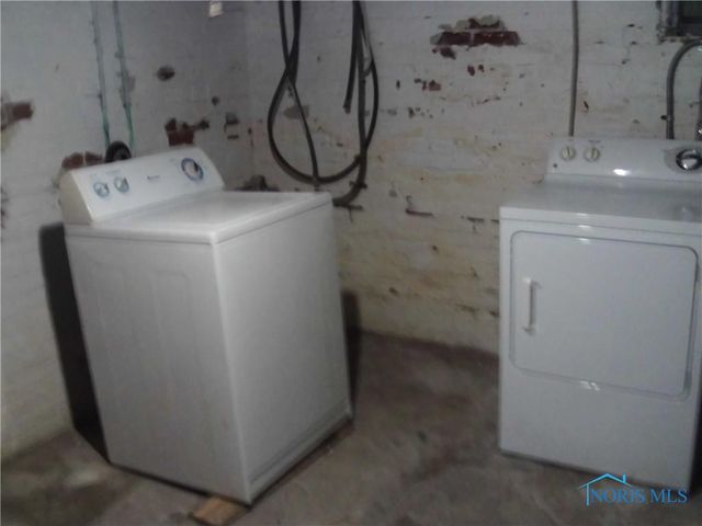 322 Dexter Street, Toledo, OH 43608