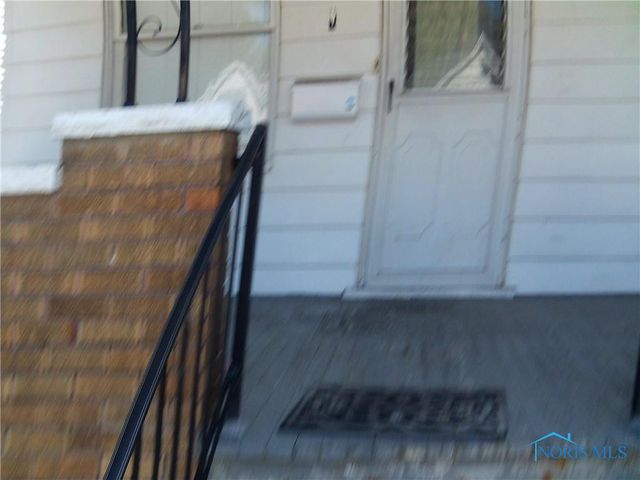 322 Dexter Street, Toledo, OH 43608