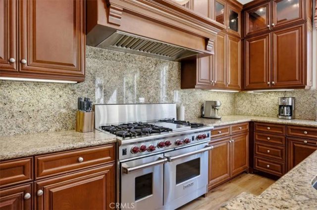 17351 Sagatuck Lane, Huntington Beach, CA 92649