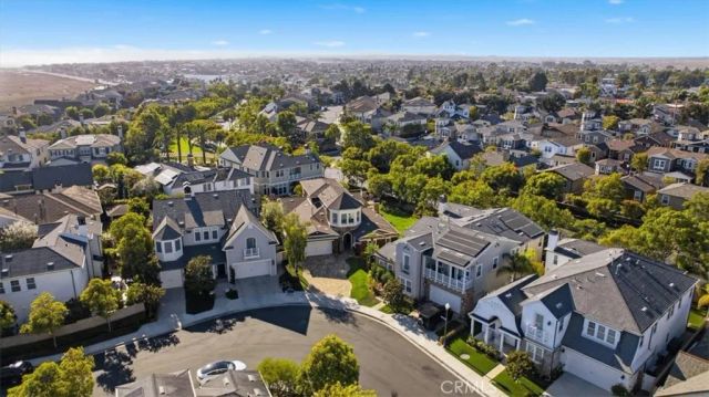 17351 Sagatuck Lane, Huntington Beach, CA 92649