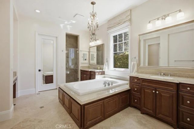 17351 Sagatuck Lane, Huntington Beach, CA 92649