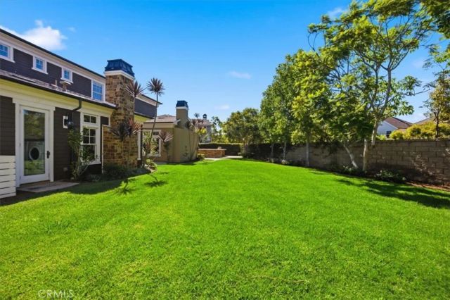 17351 Sagatuck Lane, Huntington Beach, CA 92649