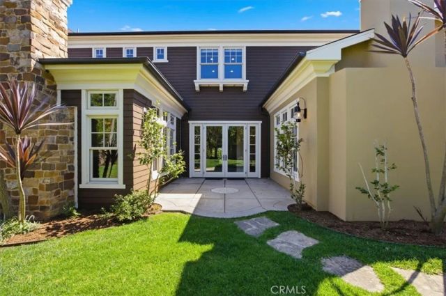 17351 Sagatuck Lane, Huntington Beach, CA 92649