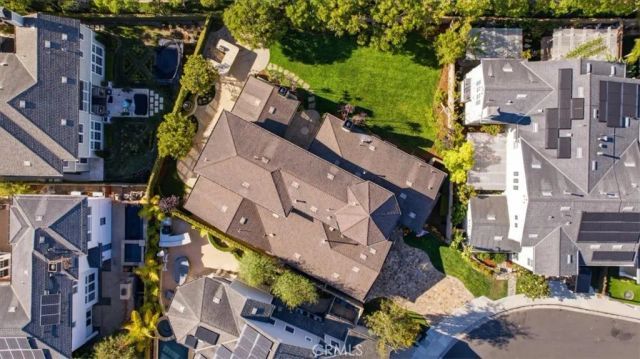 17351 Sagatuck Lane, Huntington Beach, CA 92649