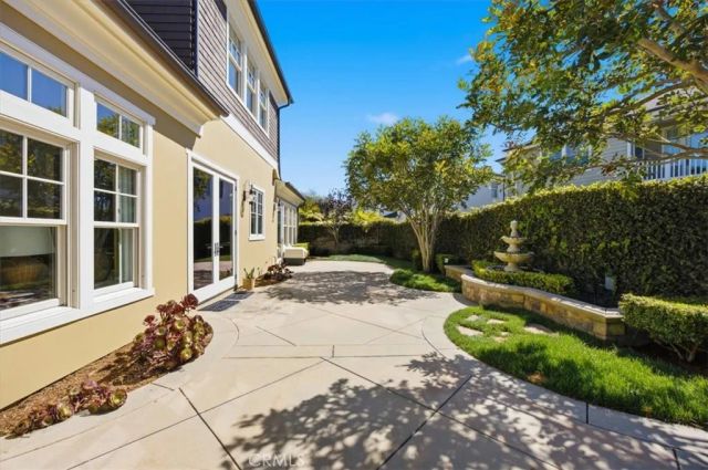 17351 Sagatuck Lane, Huntington Beach, CA 92649