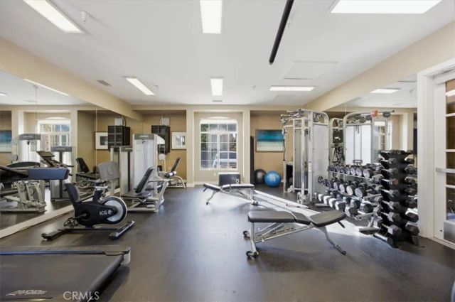 17351 Sagatuck Lane, Huntington Beach, CA 92649