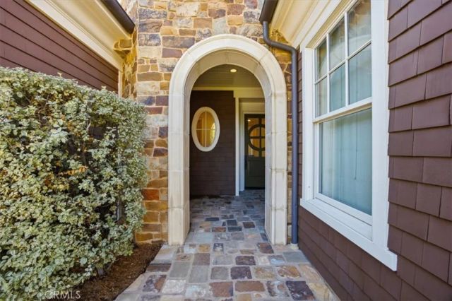 17351 Sagatuck Lane, Huntington Beach, CA 92649