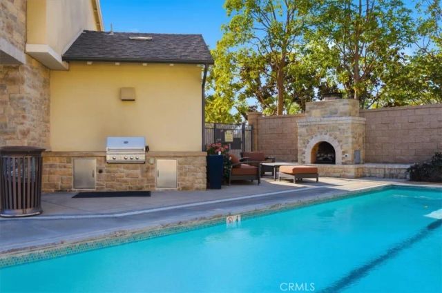 17351 Sagatuck Lane, Huntington Beach, CA 92649