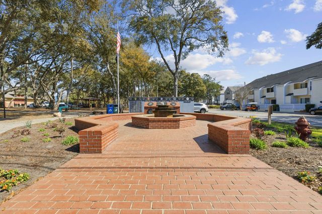 14 N Willow Dr Apt 3, Surfside Beach, SC 29575