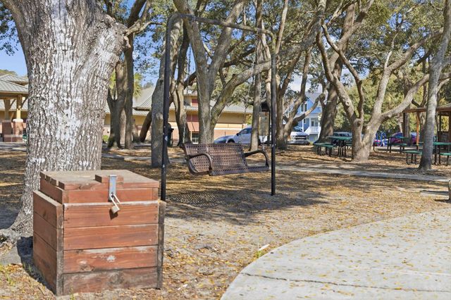 14 N Willow Dr Apt 3, Surfside Beach, SC 29575