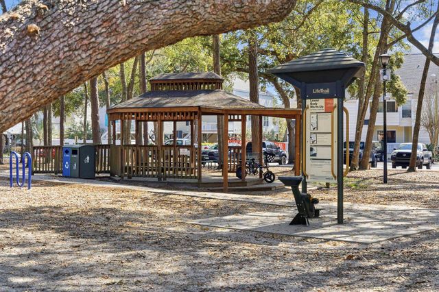 14 N Willow Dr Apt 3, Surfside Beach, SC 29575