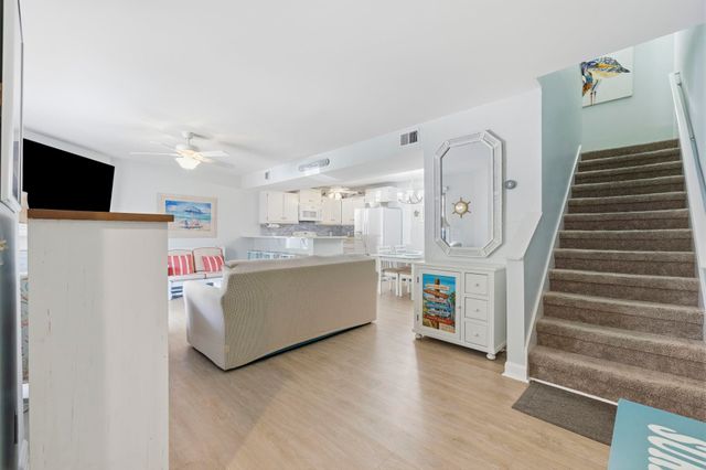 14 N Willow Dr Apt 3, Surfside Beach, SC 29575