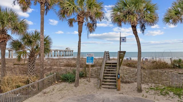 14 N Willow Dr Apt 3, Surfside Beach, SC 29575