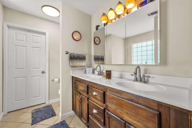 535 Anglewood Trace, Stockbridge, GA 30281