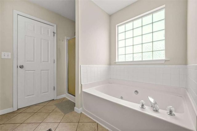 535 Anglewood Trace, Stockbridge, GA 30281