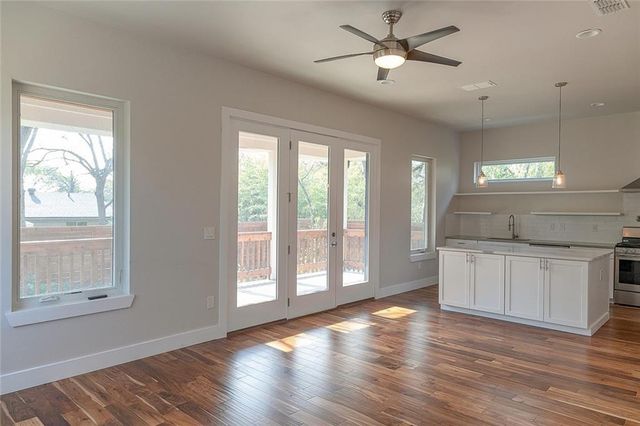 2509 Del Curto RD A, Austin, TX 78704