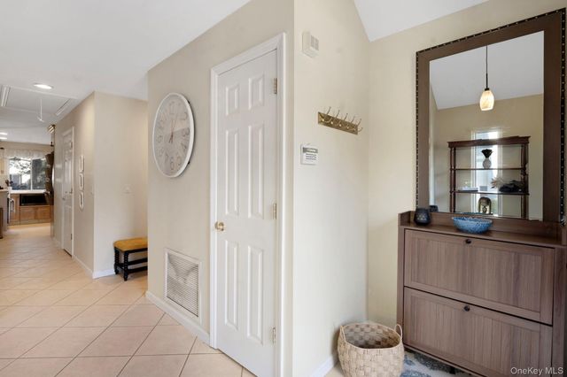 36 Blue Point Road E, Holtsville, NY 11742