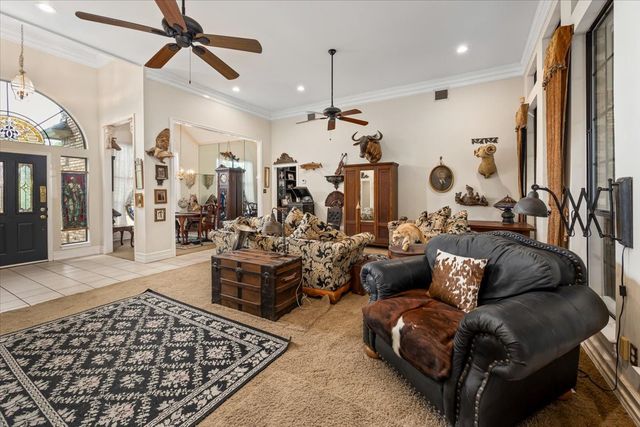 2 Sunset Lane, Fort Worth, TX 76108