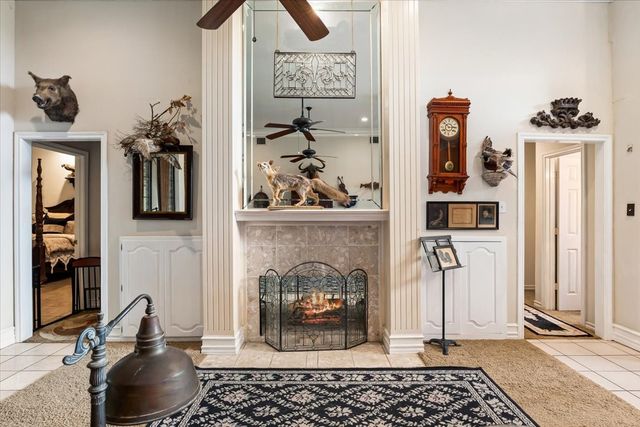 2 Sunset Lane, Fort Worth, TX 76108