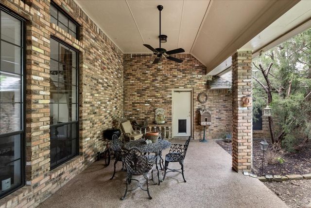 2 Sunset Lane, Fort Worth, TX 76108