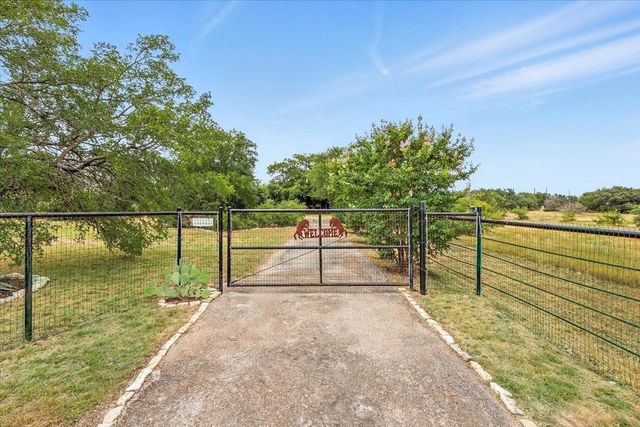 2 Sunset Lane, Fort Worth, TX 76108