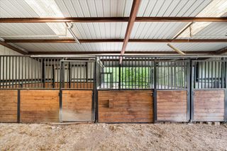 2 Sunset Lane, Fort Worth, TX 76108