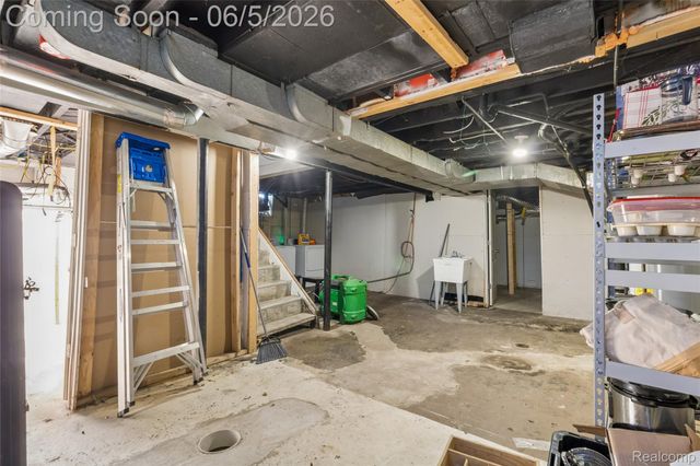 679 Moran Avenue, Lincoln Park, MI 48146