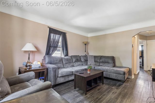 679 Moran Avenue, Lincoln Park, MI 48146