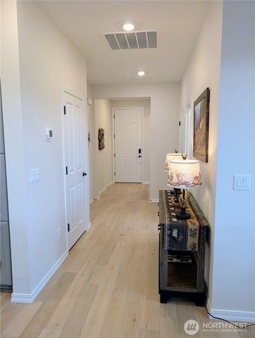 14830 207th Avenue E, Bonney Lake, WA 98391