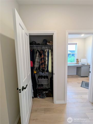 14830 207th Avenue E, Bonney Lake, WA 98391