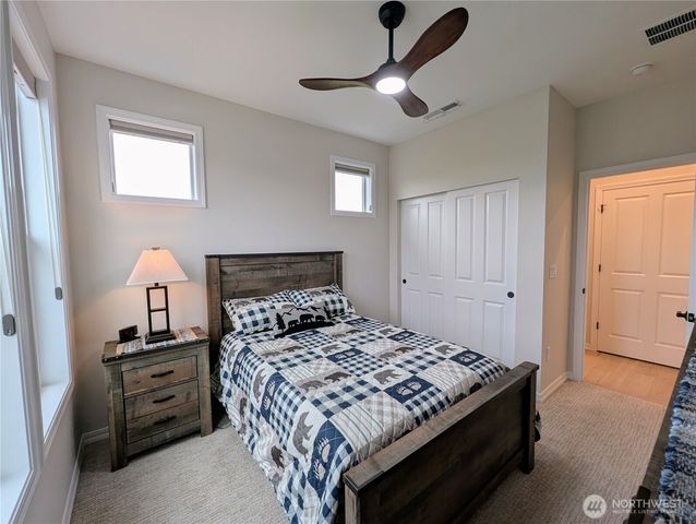 14830 207th Avenue E, Bonney Lake, WA 98391
