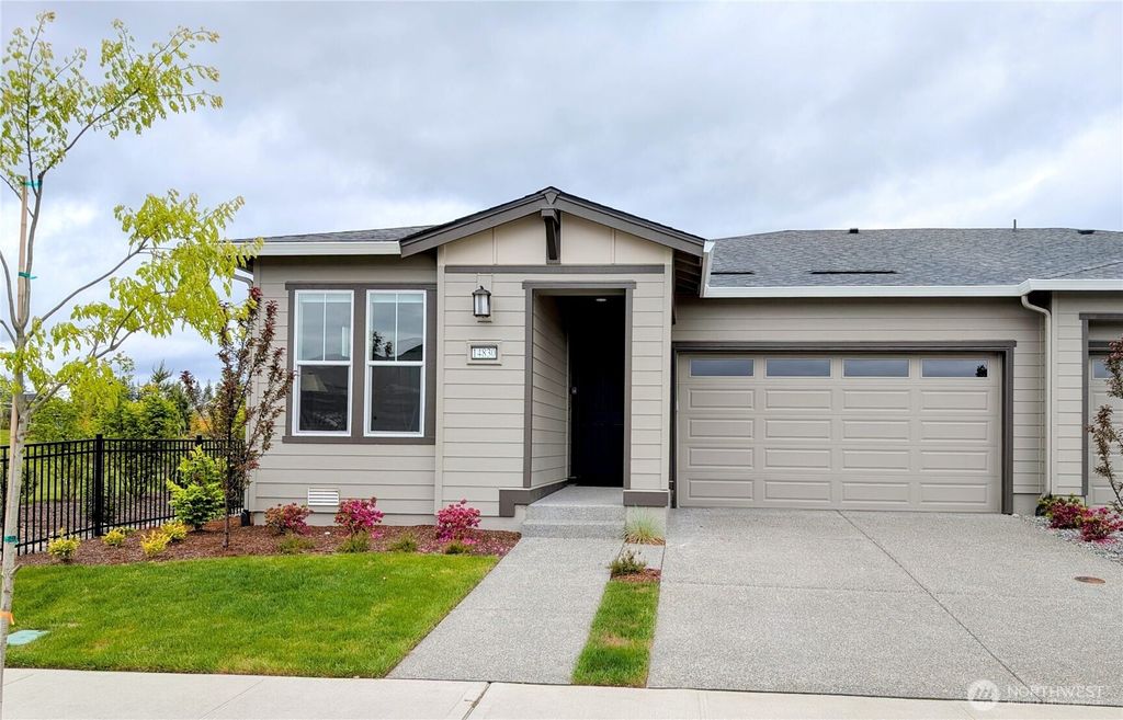 14830 207th Avenue E, Bonney Lake, WA 98391