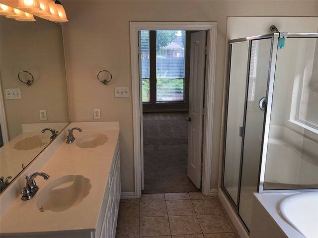 7140 Old Santa Fe Trail, Fort Worth, TX 76131