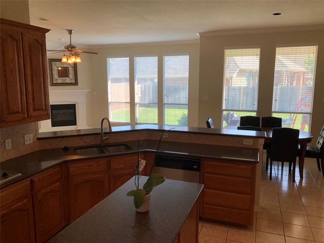 7140 Old Santa Fe Trail, Fort Worth, TX 76131