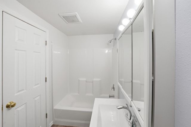 960 PICKERING DRIVE, Fairbanks, AK 99709