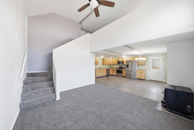 960 PICKERING DRIVE, Fairbanks, AK 99709