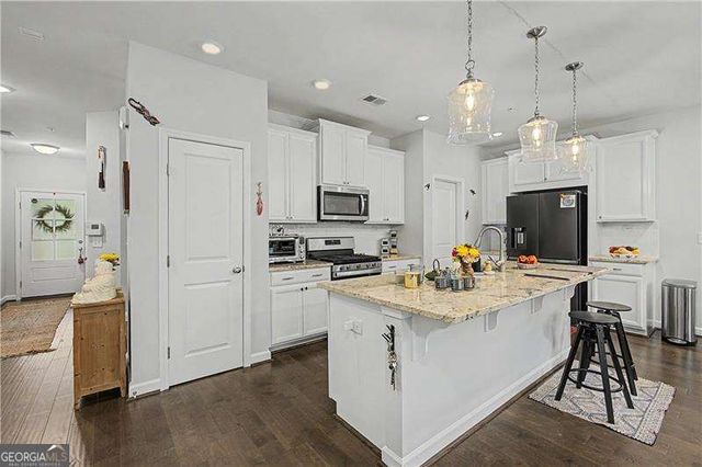 1066 Lawanna Drive, Marietta, GA 30062