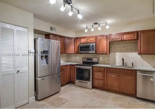 233 SE 11th Ave 233, Pompano Beach, FL 33060