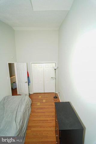 7 BRIAN CT, New Castle, DE 19720