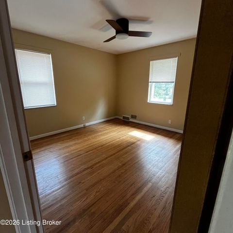 2708 Riedling Dr 3, Louisville, KY 40206
