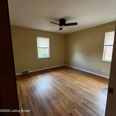 2708 Riedling Dr 3, Louisville, KY 40206