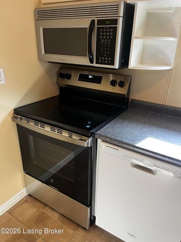 2708 Riedling Dr 3, Louisville, KY 40206