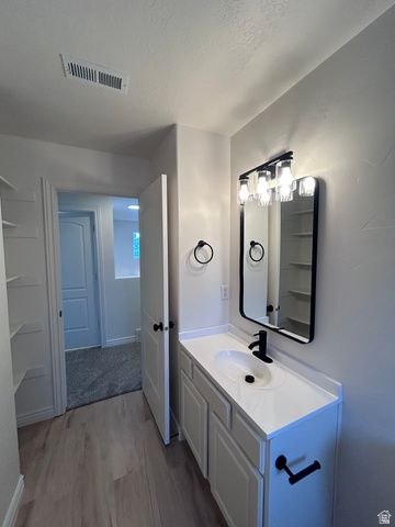 5049 W FORTROSE DR, Herriman, UT 84096