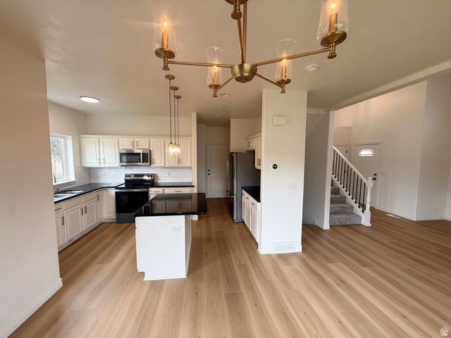 5049 W FORTROSE DR, Herriman, UT 84096