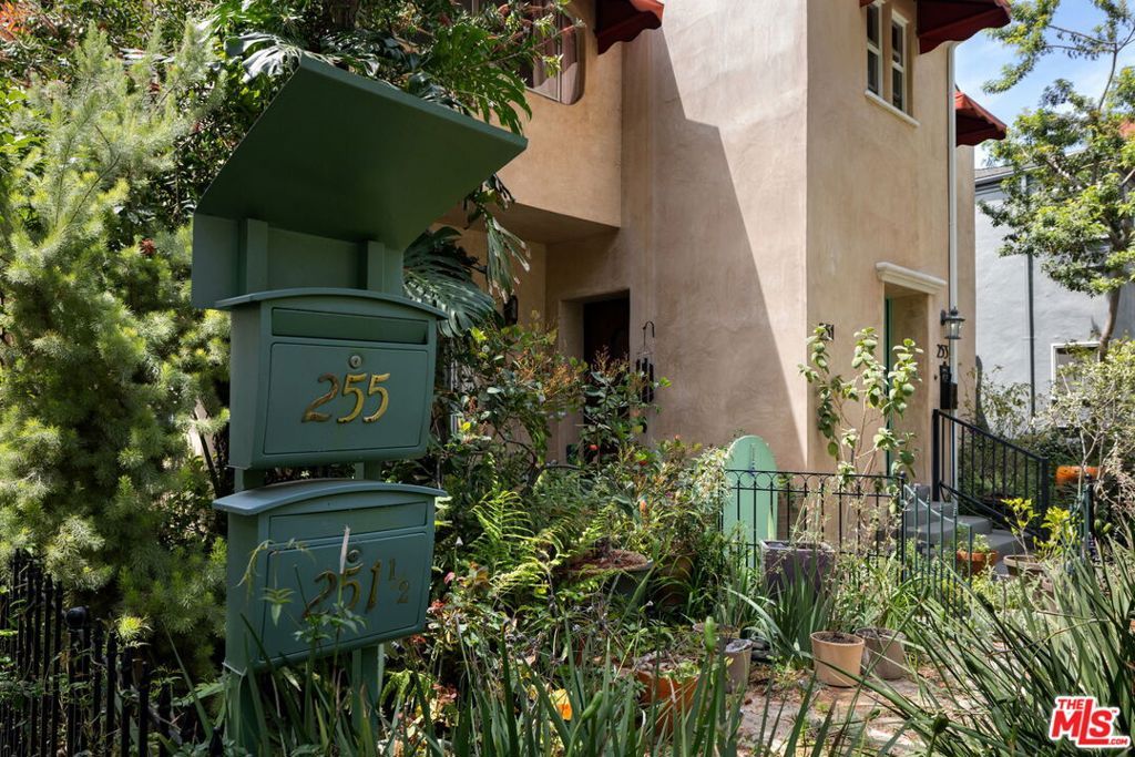 251 N Swall Drive, Beverly Hills, CA 90211 — photo 4
