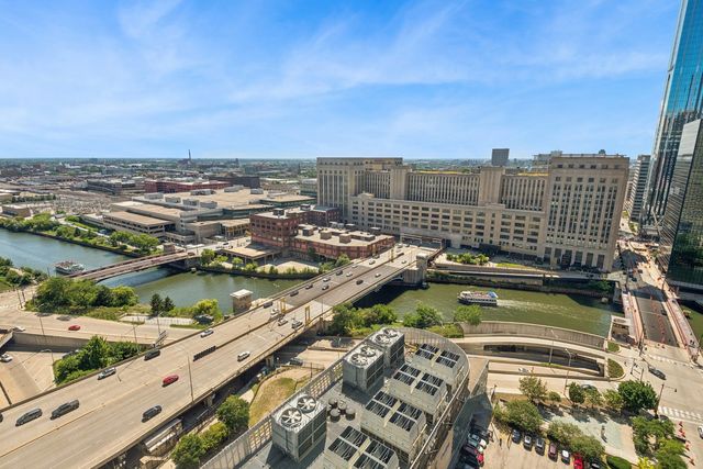 235 W Van Buren Street 2513, Chicago, IL 60607