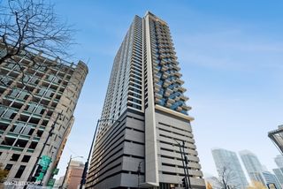 235 W Van Buren Street 2513, Chicago, IL 60607