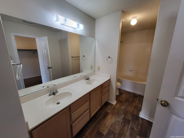 10614 Stonecreek Place, San Antonio, TX 78254