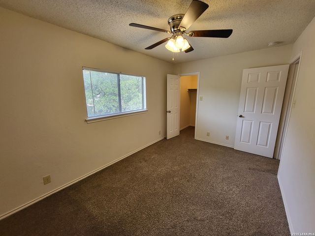 10614 Stonecreek Place, San Antonio, TX 78254
